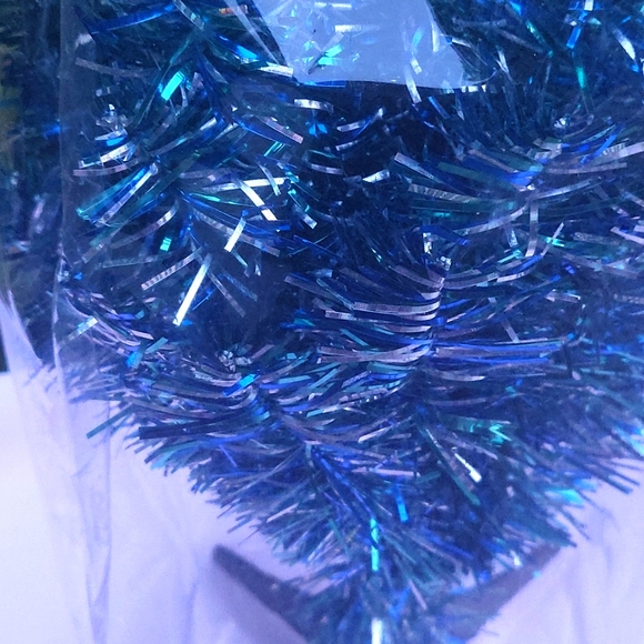 Urban Outfitters Blue & Silver Tabletop Tree - Picture 2 of 3